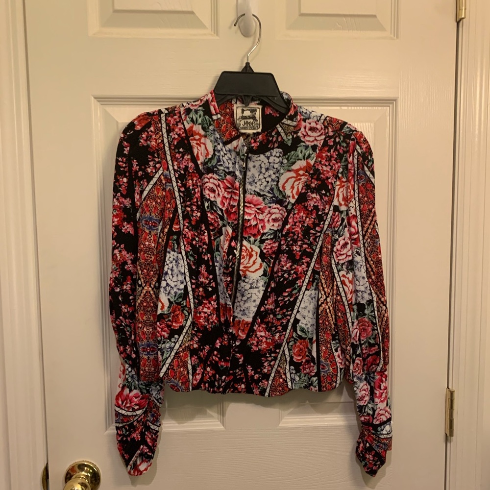 Soft rose print jacket